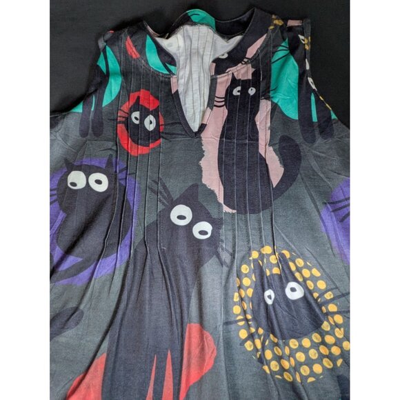 NWT Micoson Pleat Neck Sleeveless Women Size S Top V Neck Black with Cat Print - Picture 4 of 10